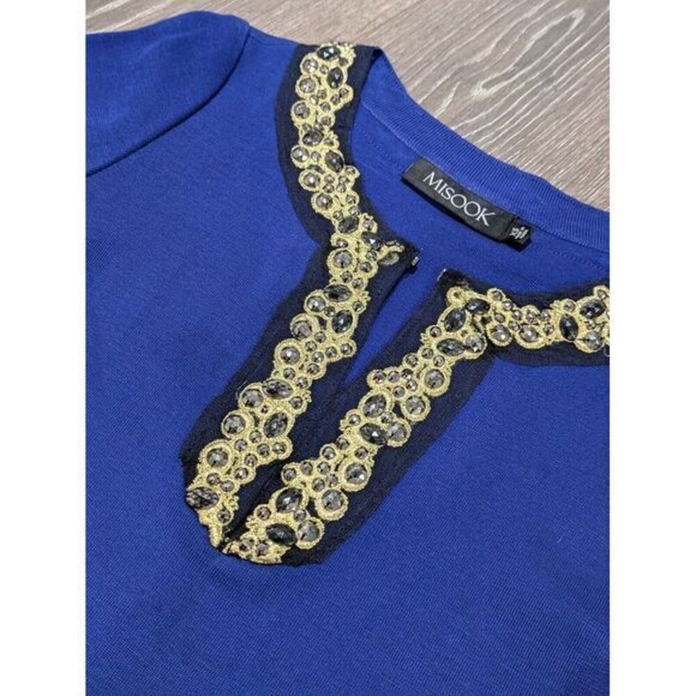 Misook‎ Tunic Top Women's XS Purple Long Sleeve Pullover Rhinestone neck Elegant